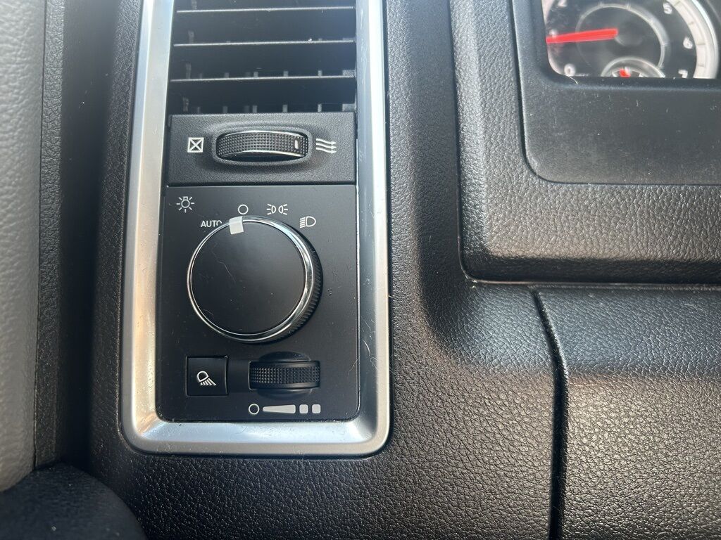 2022 Ram 1500 Classic SLT Crestwood KY