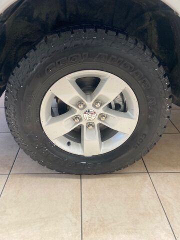 2022 Ram 1500 Classic SLT Crew Cab 4x4 5'7 Box Charlotte NC