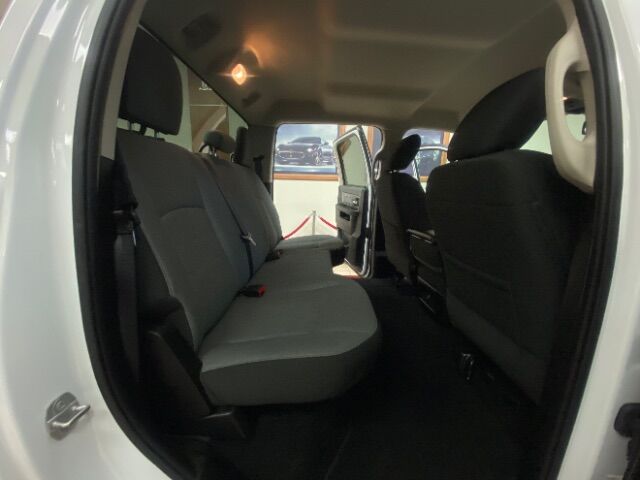 2022 Ram 1500 Classic SLT Crew Cab 4x4 5'7 Box Charlotte NC