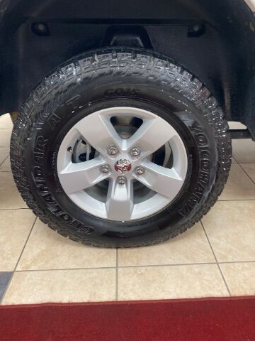 2022 Ram 1500 Classic SLT Crew Cab 4x4 5'7 Box Charlotte NC