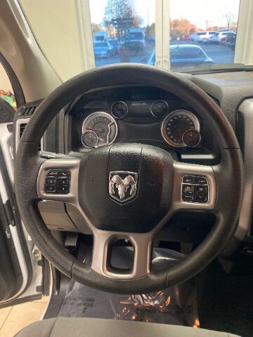 2022 Ram 1500 Classic SLT Crew Cab 4x4 5'7 Box Charlotte NC