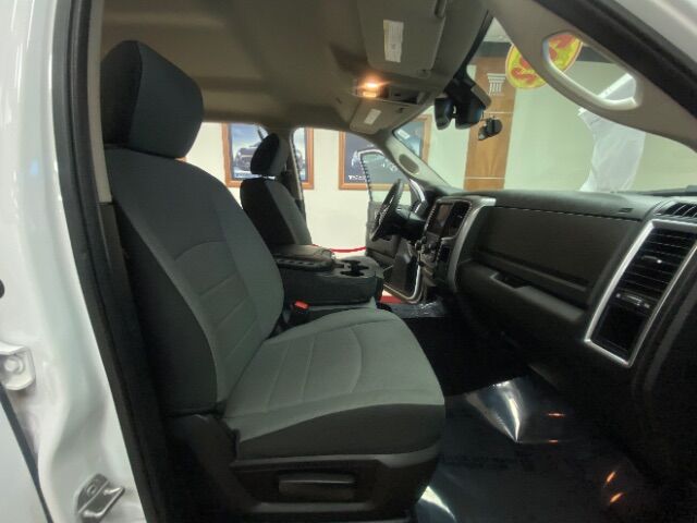 2022 Ram 1500 Classic SLT Crew Cab 4x4 5'7 Box Charlotte NC