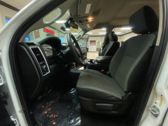 2022 Ram 1500 Classic SLT Crew Cab 4x4 5'7 Box Charlotte NC