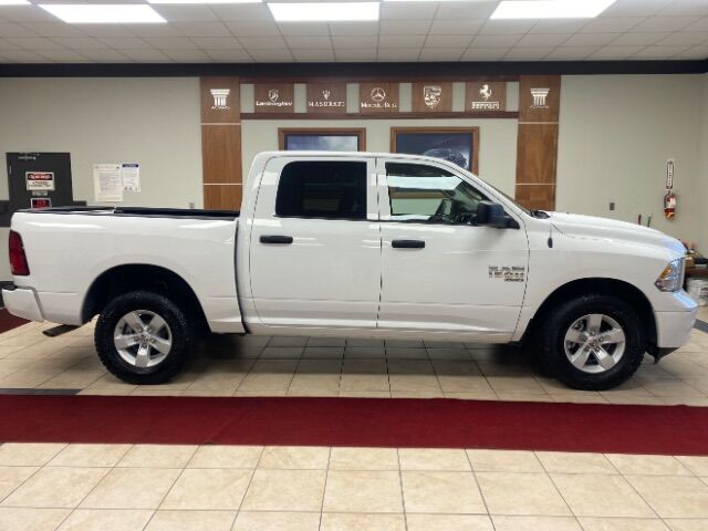 2022 Ram 1500 Classic SLT Crew Cab 4x4 5'7 Box Charlotte NC