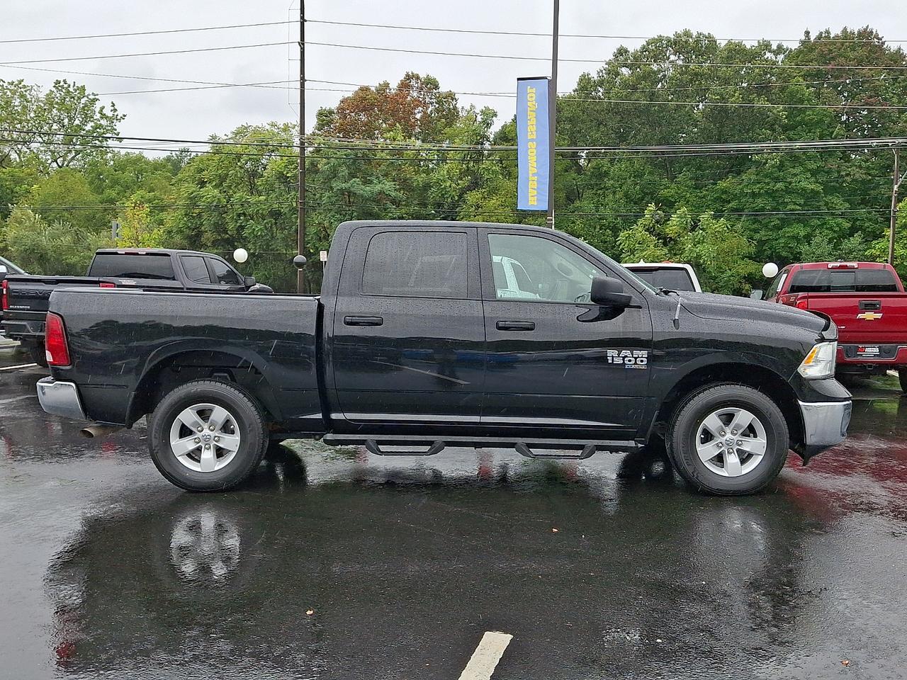 2022 Ram 1500 Classic SLT Crew Cab 4x4 5'7" Box Vineland NJ