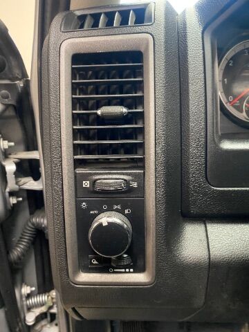 2022 Ram 1500 Classic Tradesman Crew Cab 4x4 5&apos;7 Box Charlotte NC