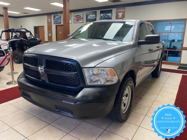 2022 Ram 1500 Classic Tradesman Crew Cab 4x4 5'7 Box