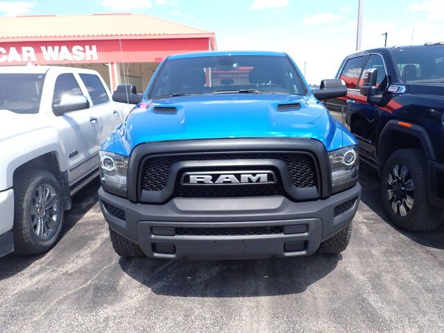 2022 Ram 1500 Classic Warlock 4WD CREW CAB 5&apos;7&quot; BOX Listowel ON