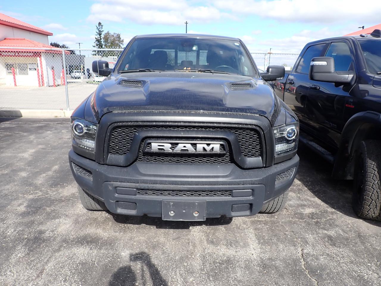 2022 Ram 1500 Classic Warlock 4WD QUAD CAB 6&apos;4&quot; BOX Listowel ON