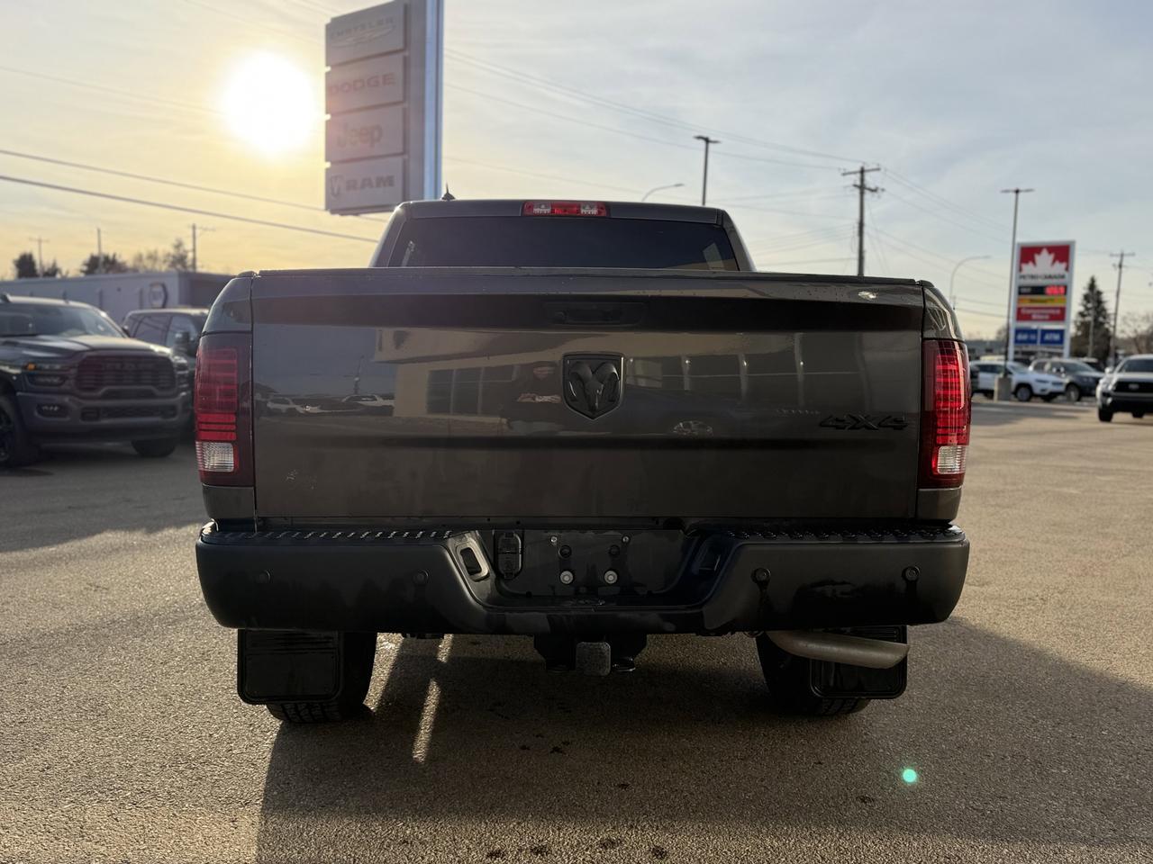 2022 Ram 1500 Classic Warlock Crew Cab 4x4 | Low KMs | V6 | Heated Seats | NAV | Backup Camera Redwater AB