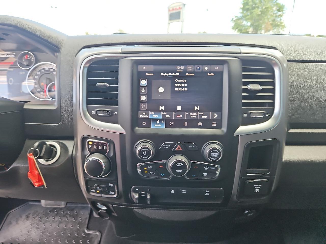 2022 Ram 1500 Classic Warlock photo 15