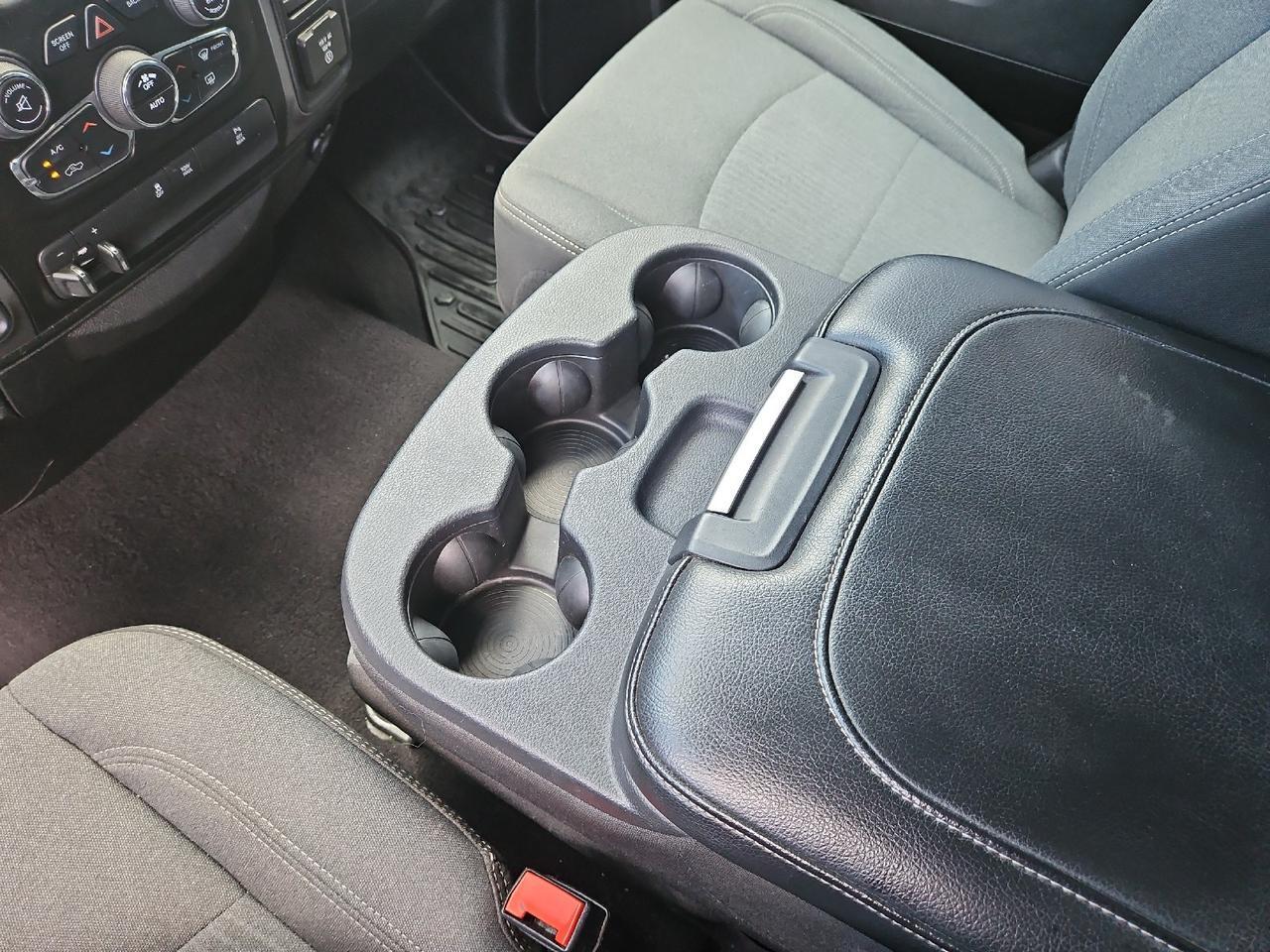2022 Ram 1500 Classic Warlock photo 19