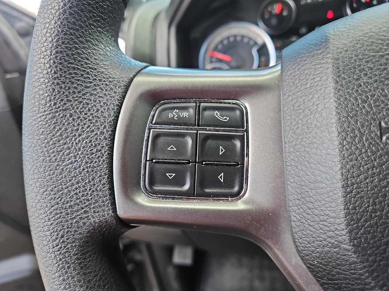 2022 Ram 1500 Classic Warlock photo 13