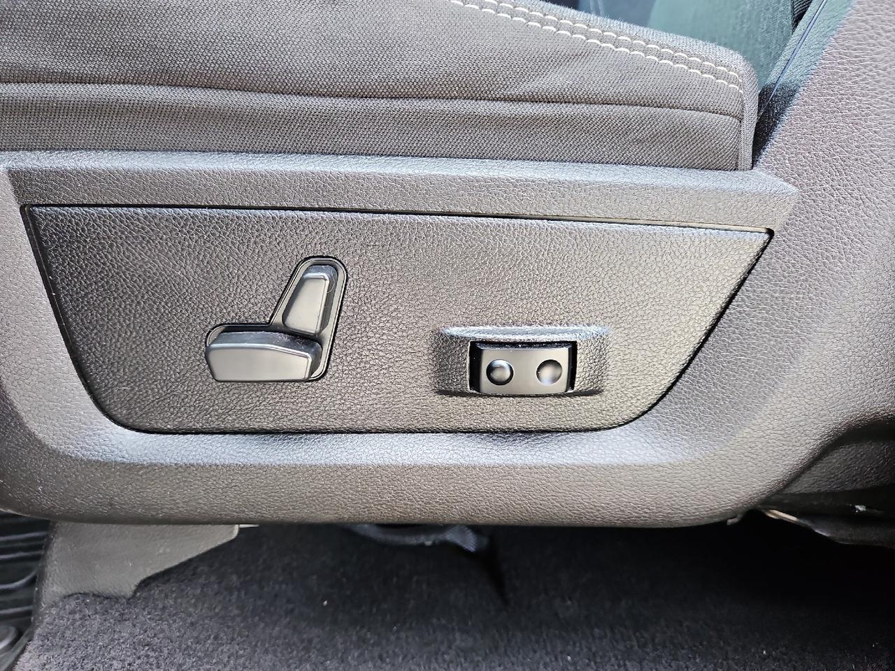 2022 Ram 1500 Classic Warlock photo 10