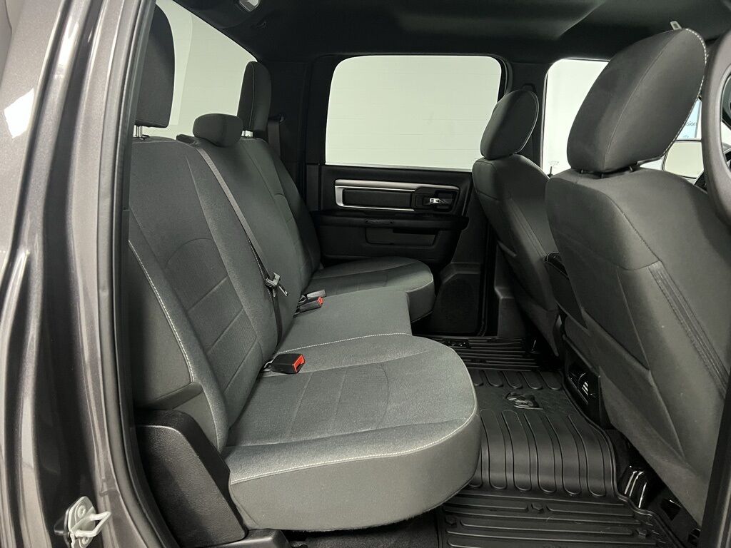 2022 Ram 1500 Classic Warlock photo 47