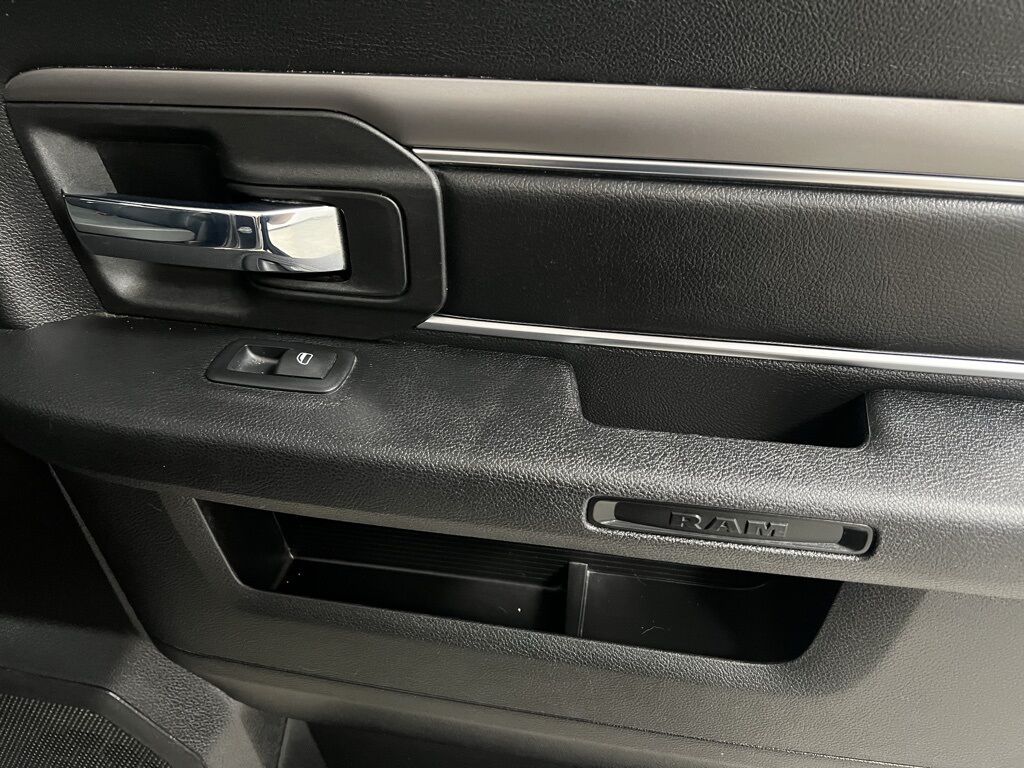 2022 Ram 1500 Classic Warlock photo 45