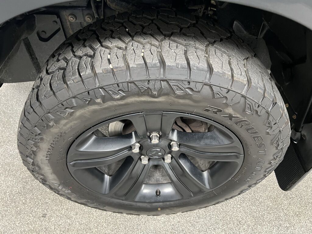 2022 Ram 1500 Classic Warlock photo 16