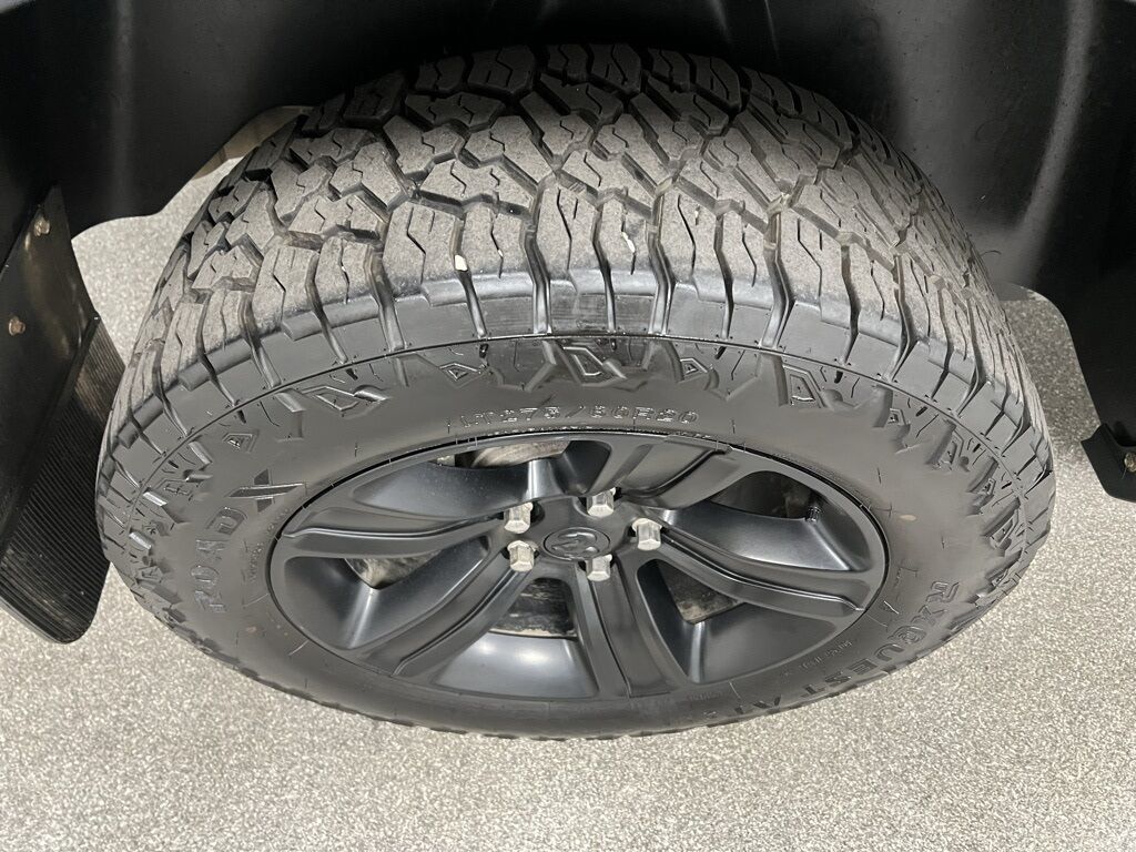 2022 Ram 1500 Classic Warlock photo 18