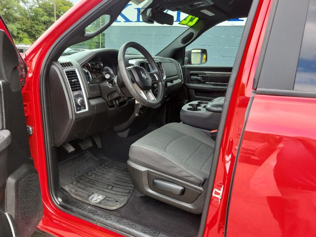 2022 Ram 1500 Classic Warlock Vestal NY