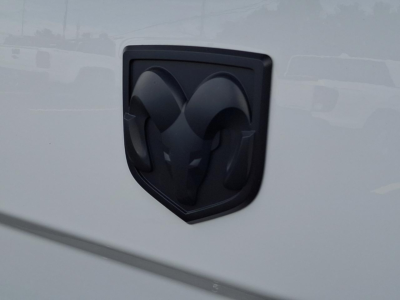 2022 Ram 1500 Classic Warlock Quad Cab 4x4 6'4" Box Vineland NJ
