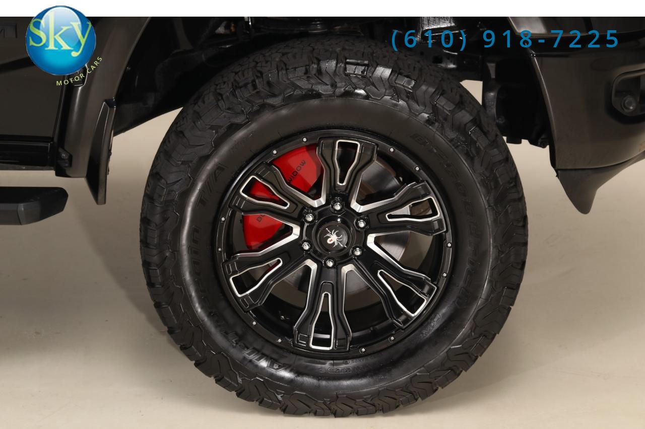 2022 Ram 1500 Crew Cab 4WD Big Horn BLACK WIDOW West Chester PA