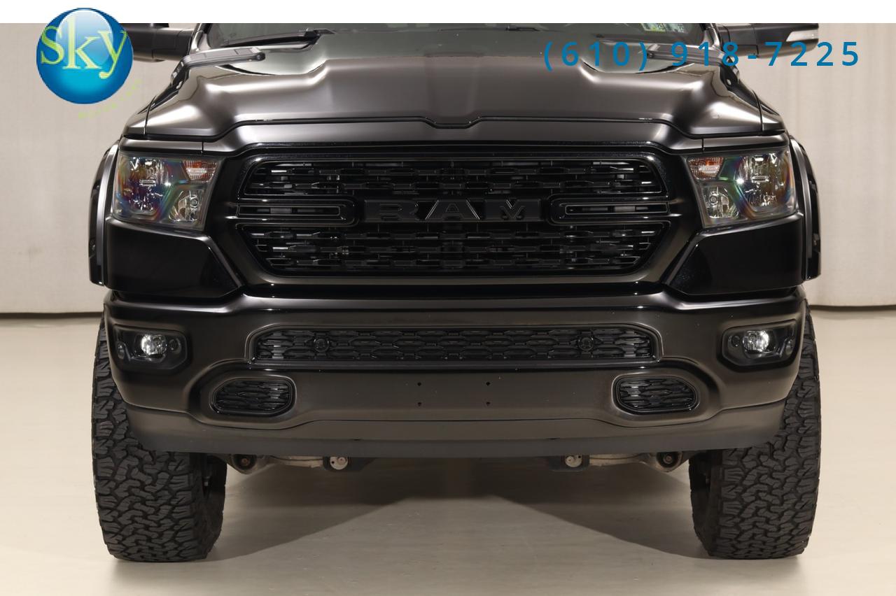 2022 Ram 1500 Crew Cab 4WD Big Horn BLACK WIDOW West Chester PA