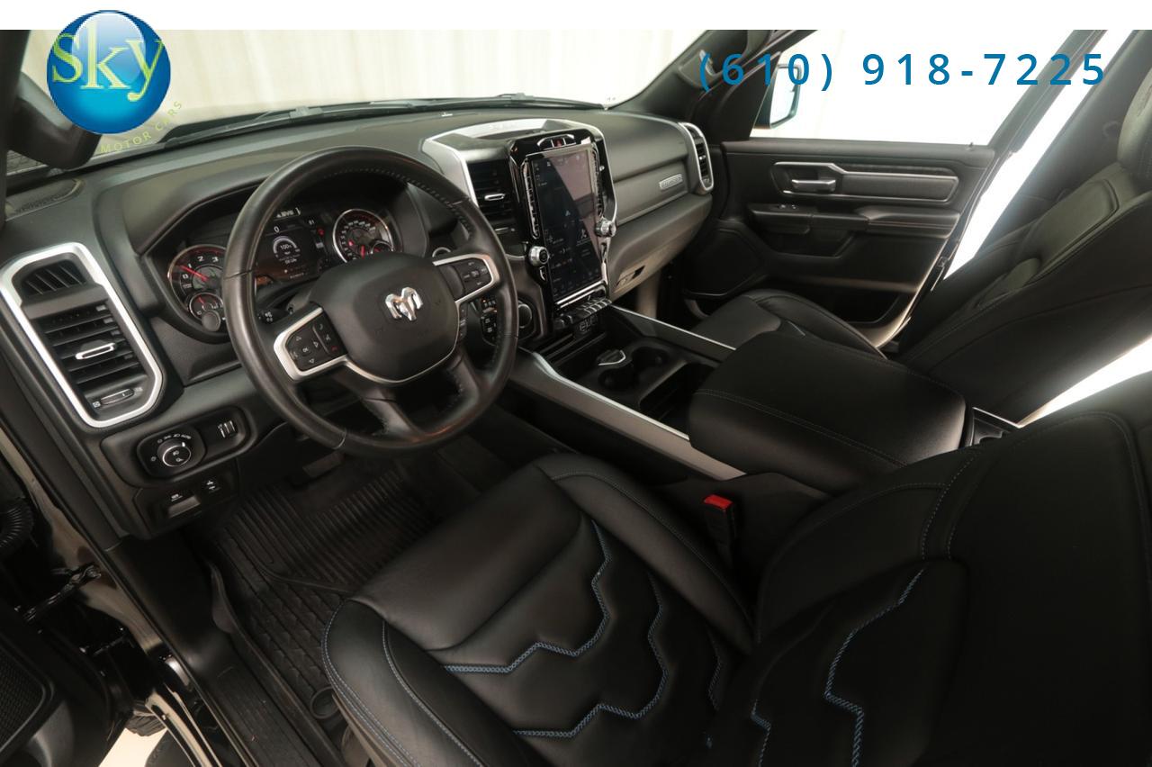 2022 Ram 1500 Crew Cab 4WD Big Horn BLACK WIDOW West Chester PA