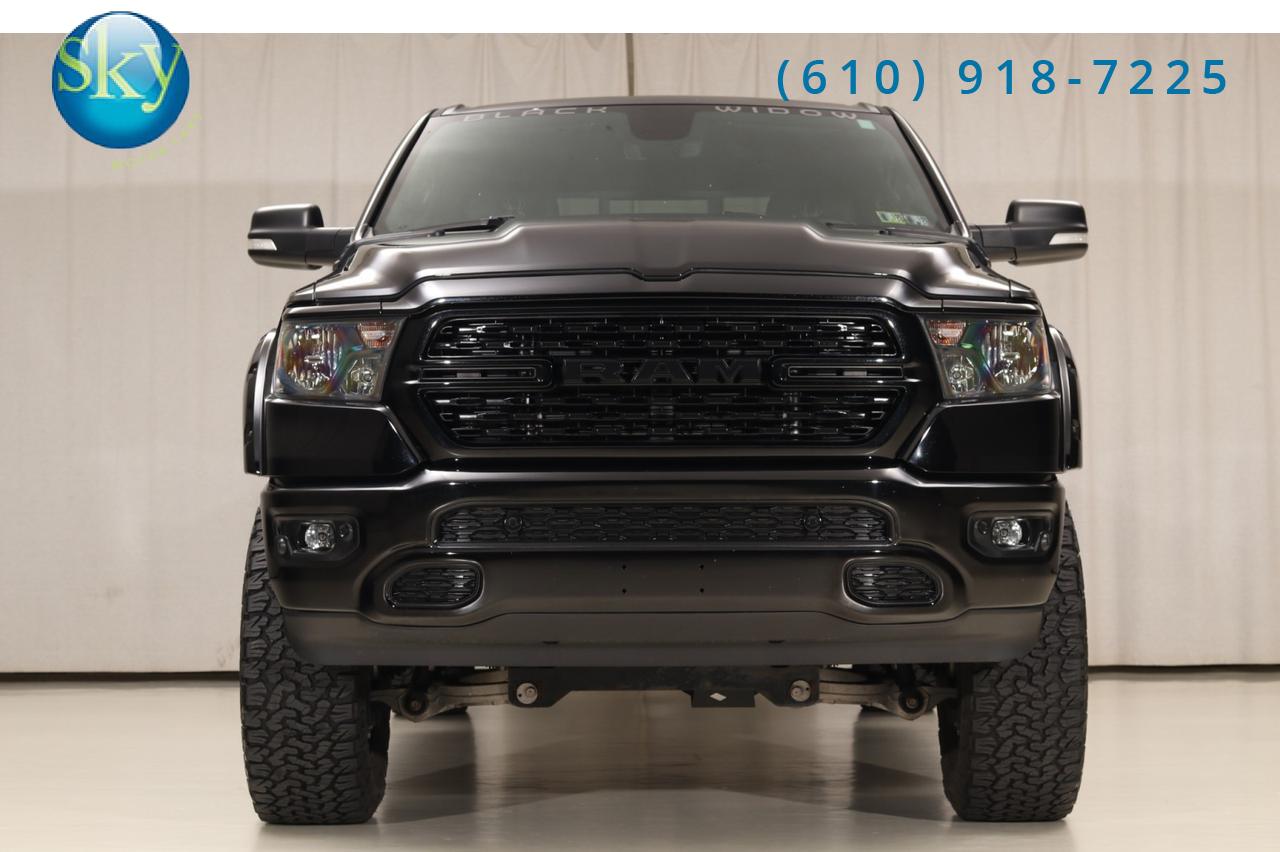 2022 Ram 1500 Crew Cab 4WD Big Horn BLACK WIDOW West Chester PA