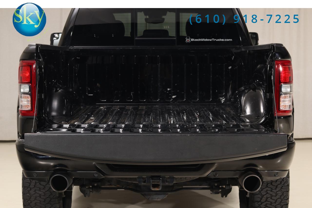 2022 Ram 1500 Crew Cab 4WD Big Horn BLACK WIDOW West Chester PA