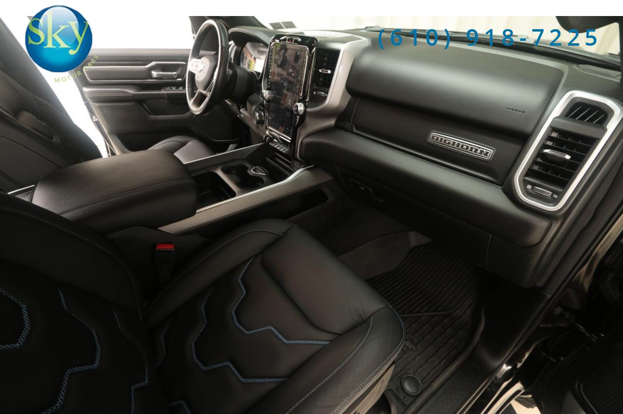 2022 Ram 1500 Crew Cab 4WD Big Horn BLACK WIDOW West Chester PA