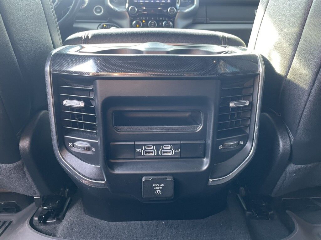 2022 Ram 1500 LARAMIE 2 PKG~NIGHT EDITION~LIFT KIT~POWER RUNNING BOARDS~DUAL P Sarasota FL