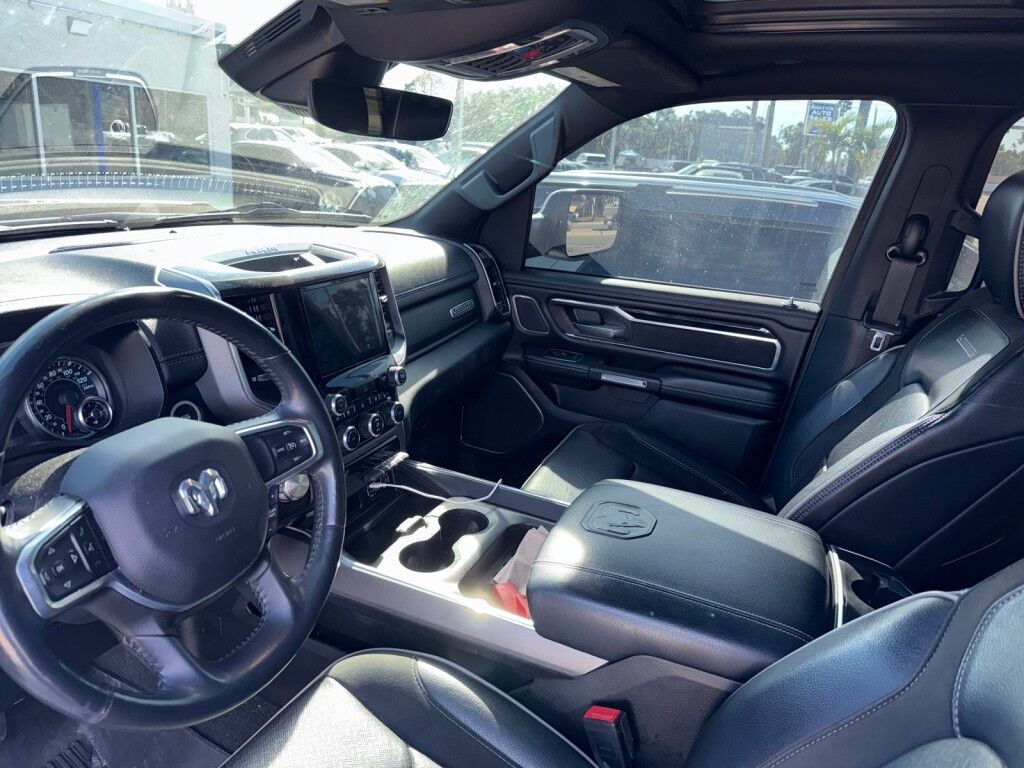 2022 Ram 1500 LARAMIE 2 PKG~NIGHT EDITION~LIFT KIT~POWER RUNNING BOARDS~DUAL PANE SUNROOF~ONLINE FINANCE AND SHIPPING AVAILABLE!!!! Sarasota FL