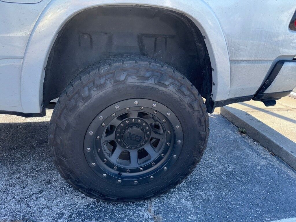 2022 Ram 1500 LARAMIE 2 PKG~NIGHT EDITION~LIFT KIT~POWER RUNNING BOARDS~DUAL PANE SUNROOF~ONLINE FINANCE AND SHIPPING AVAILABLE!!!! Sarasota FL