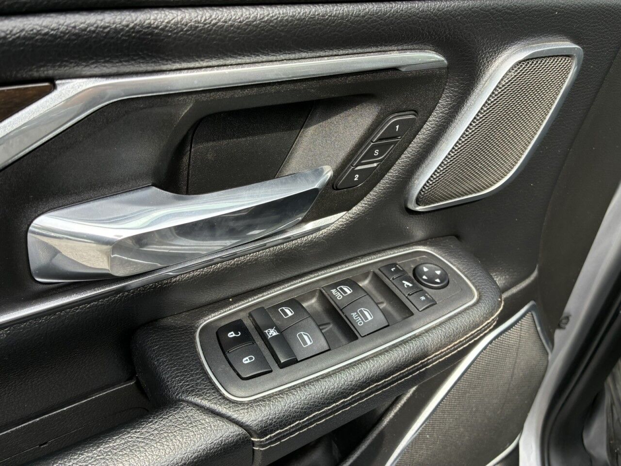 2022 Ram 1500 Laramie Charlton MA