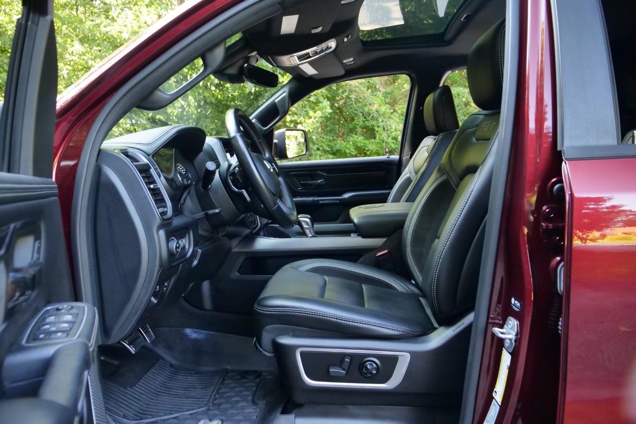 2022 Ram 1500 Laramie G/T 4X4 / Level A Equipment / 5.7 V8 HEMI! High Point NC