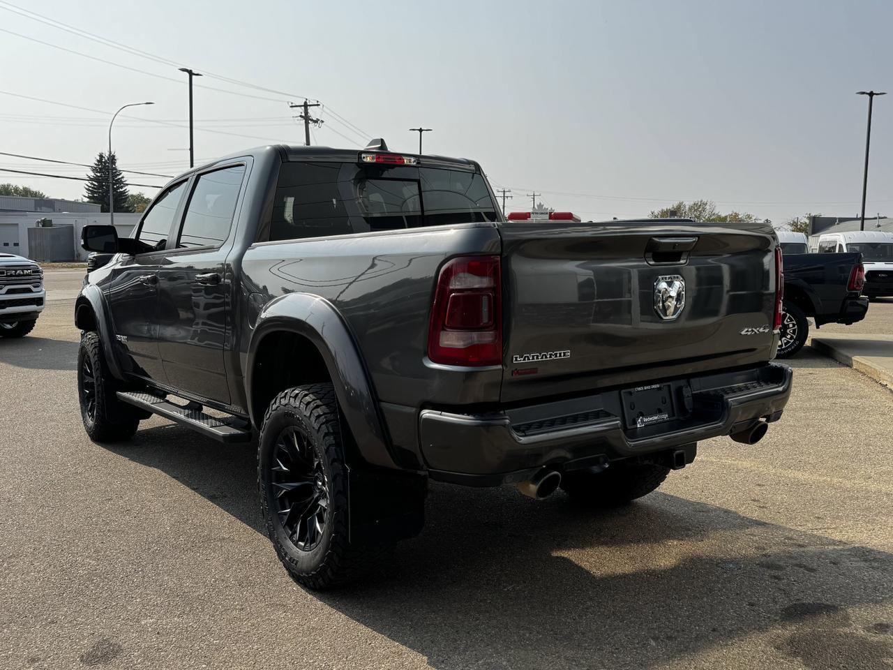 2022 Ram 1500 Laramie Sport Crew Cab 4x4 | HEMI V8 | Rig Ready Ram  | Leather | Backup Camera | Remote Start | NAV Redwater AB