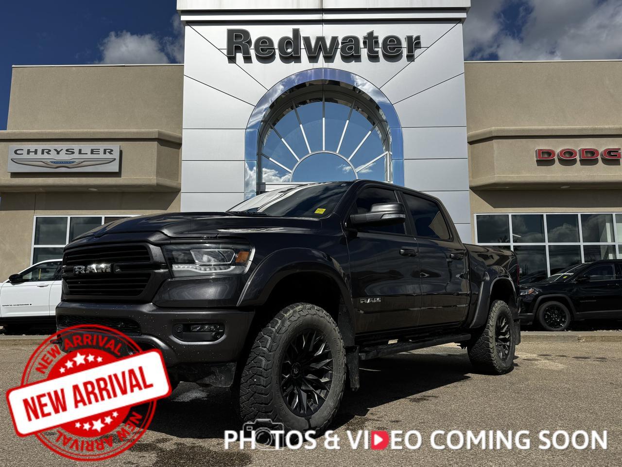 2022 Ram 1500 Laramie Sport Crew Cab 4x4 | HEMI V8 | Rig Ready Ram  | Leather | Backup Camera | Remote Start | NAV