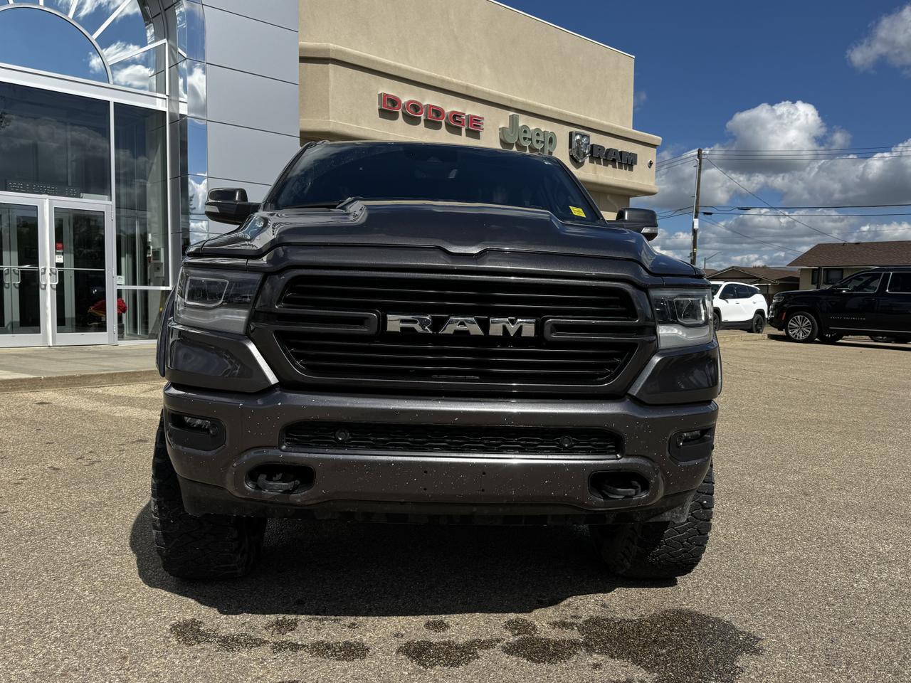 2022 Ram 1500 Laramie Sport Crew Cab 4x4 | HEMI V8 | Rig Ready Ram  | Leather | Backup Camera | Remote Start | NAV Redwater AB