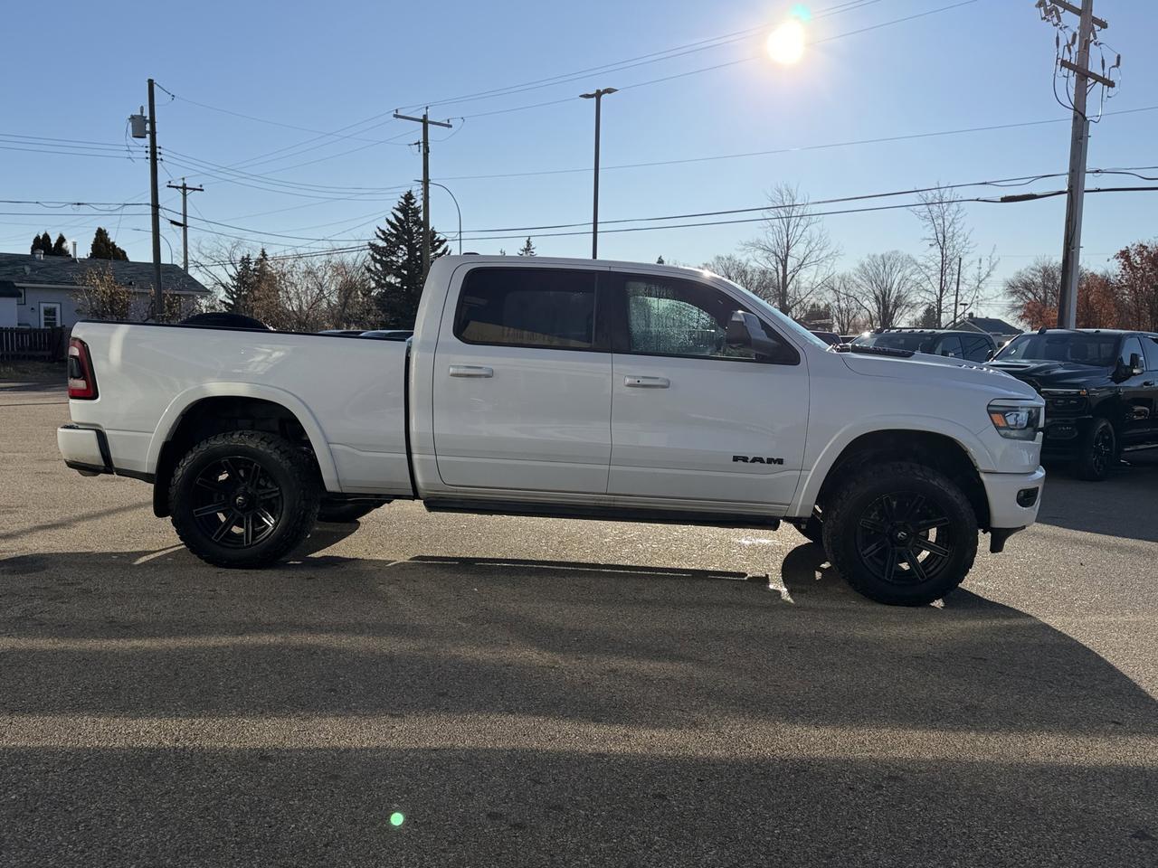 2022 Ram 1500 Laramie Sport Crew Cab 4x4 | Low KMs | HEMI V8 | Leather | Sunroof | NAV Redwater AB