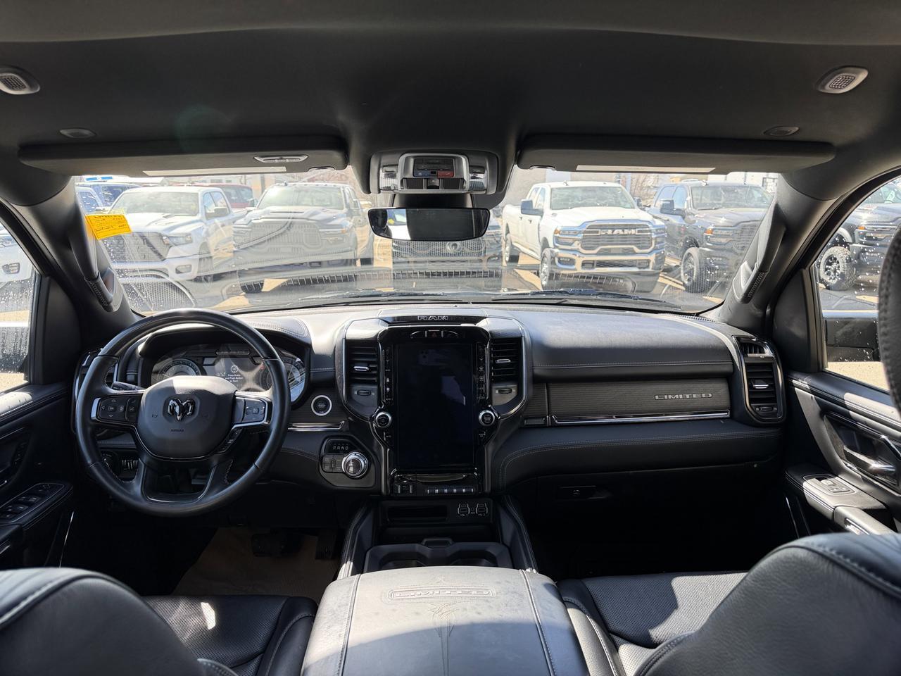 2022 Ram 1500 Limited Crew Cab 4x4 | Low KMs | V8 HEMI | 12IN Touchscreen | NAV | Leather | Heated Vented Seats Redwater AB