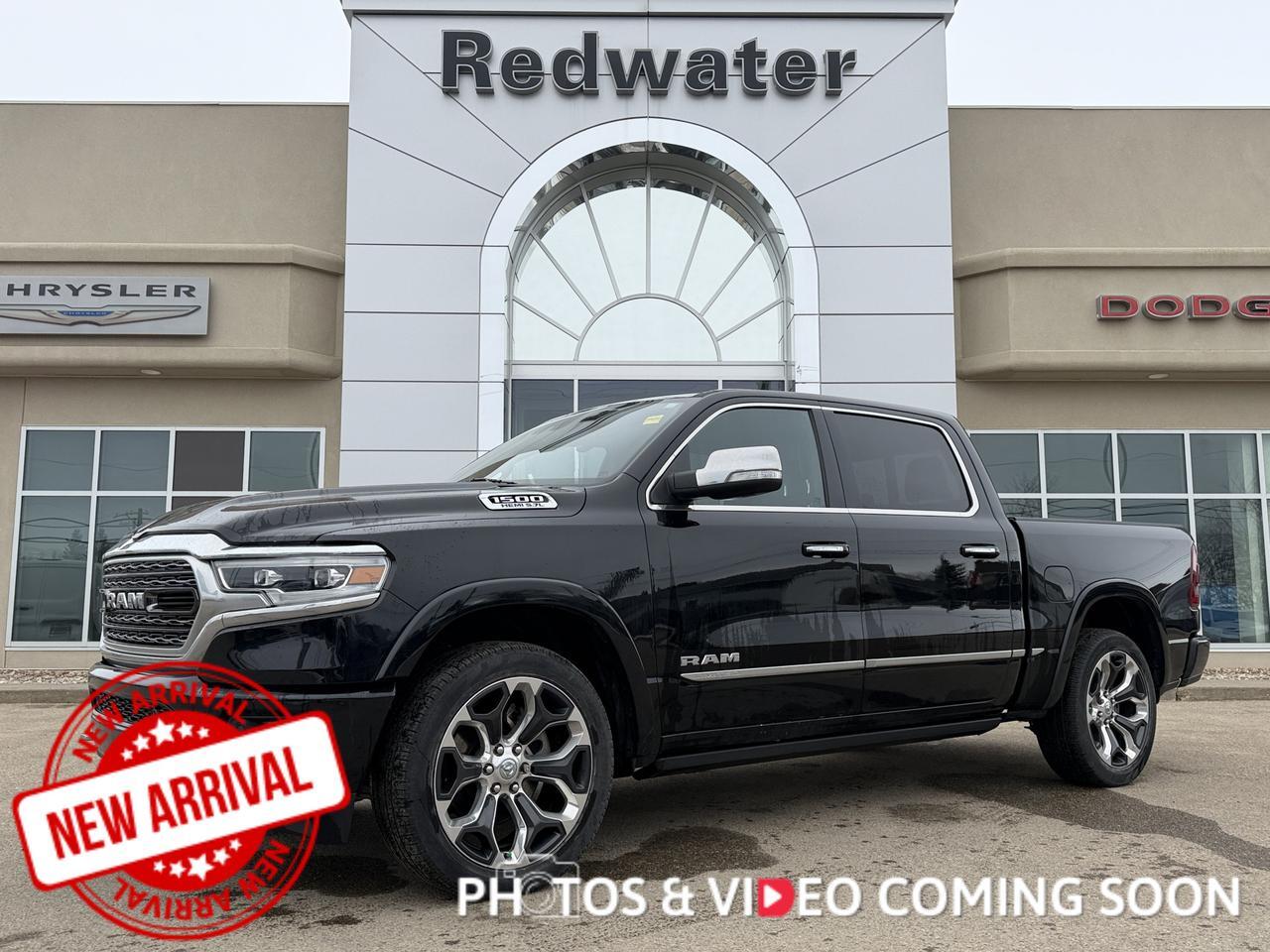 2022 Ram 1500 Limited Crew Cab 4x4 | Low KMs | V8 HEMI | 12IN Touchscreen | NAV | Leather | Heated Vented Seats