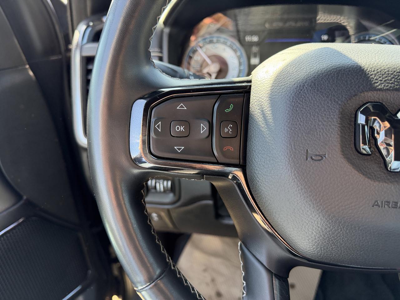 2022 Ram 1500 Limited Crew Cab 4x4 | Low KMs | V8 HEMI | 12IN Touchscreen | NAV | Leather | Heated Vented Seats Redwater AB
