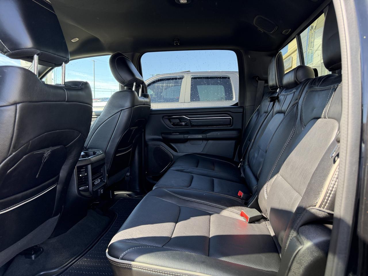 2022 Ram 1500 Limited Crew Cab 4x4 | Low KMs | V8 HEMI | 12IN Touchscreen | NAV | Leather | Heated Vented Seats Redwater AB