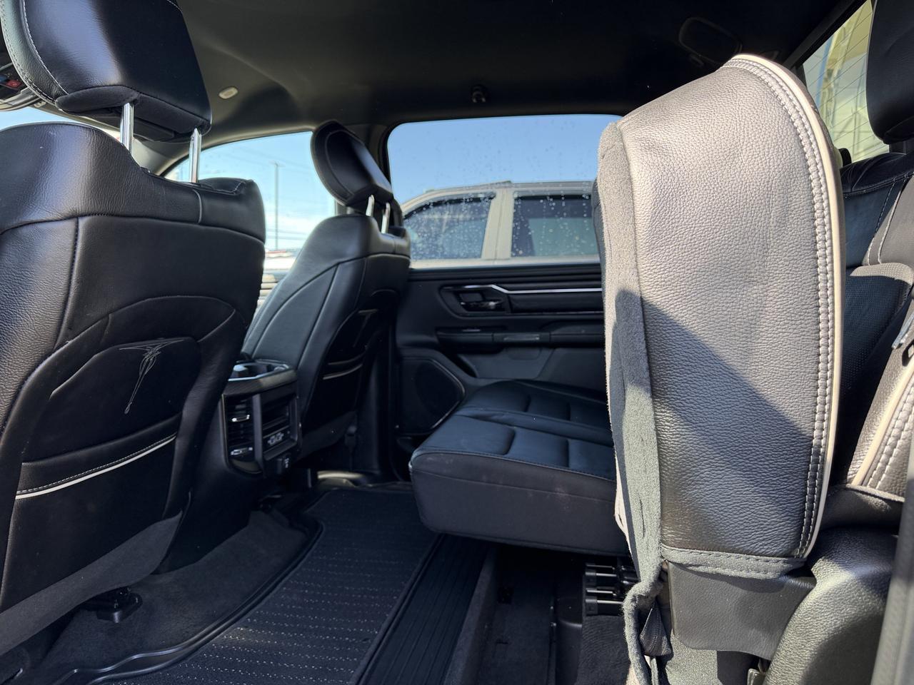 2022 Ram 1500 Limited Crew Cab 4x4 | Low KMs | V8 HEMI | 12IN Touchscreen | NAV | Leather | Heated Vented Seats Redwater AB