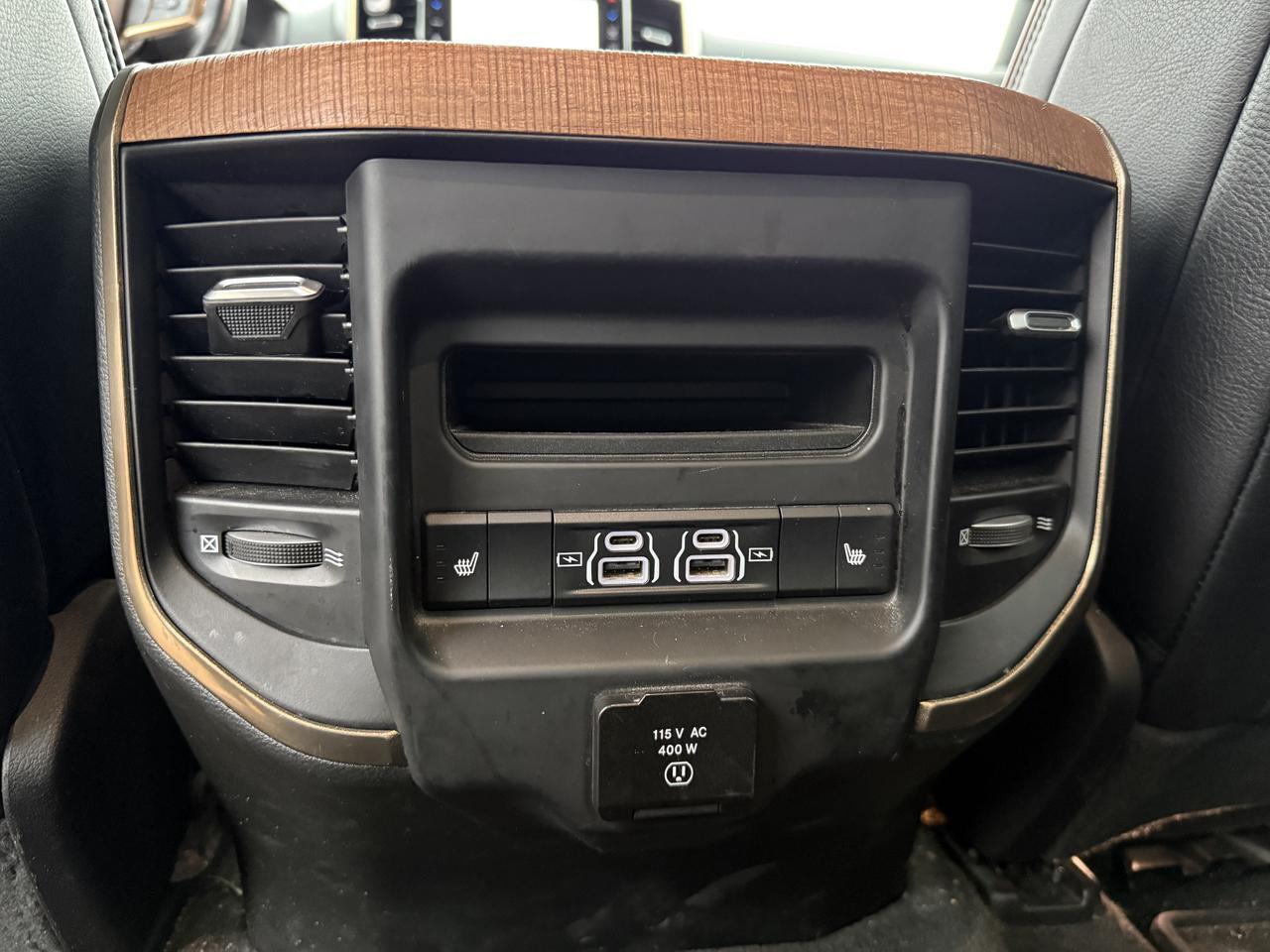 2022 Ram 1500 Limited Longhorn Crew Cab 4x4 | V8 HEMI | 12IN Touchscreen | NAV | Heated Vented Seats | Leather Redwater AB
