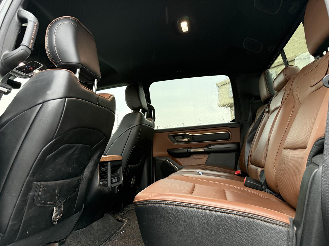 2022 Ram 1500 Limited Longhorn Crew Cab 4x4 | V8 HEMI | 12IN Touchscreen | NAV | Heated Vented Seats | Leather Redwater AB