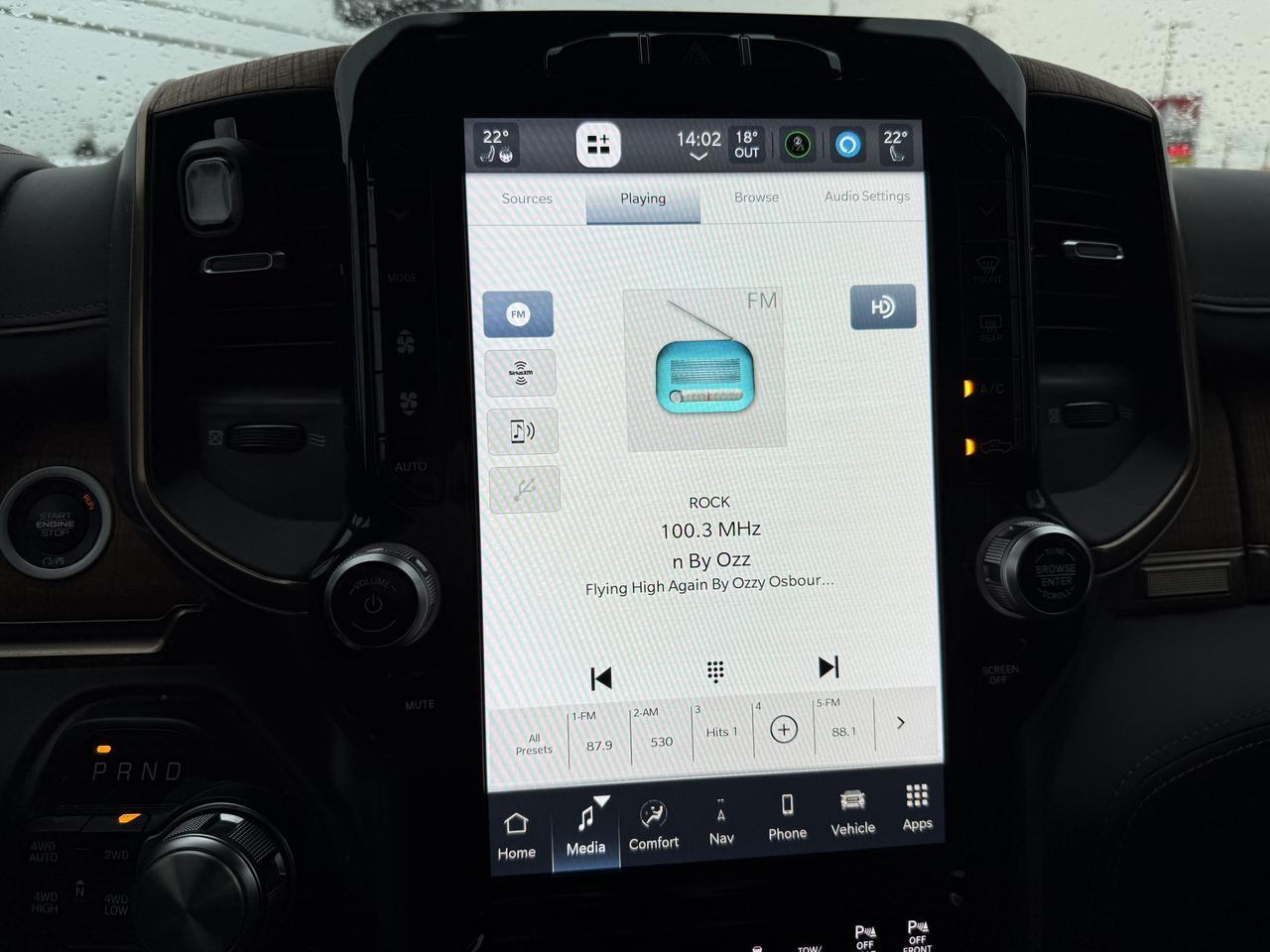 2022 Ram 1500 Limited Longhorn Crew Cab 4x4 | V8 HEMI | 12IN Touchscreen | NAV | Heated Vented Seats | Leather Redwater AB