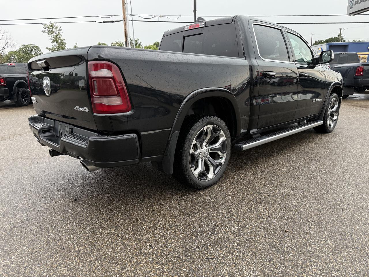 2022 Ram 1500 Limited Longhorn Crew Cab 4x4 | V8 HEMI | 12IN Touchscreen | NAV | Heated Vented Seats | Leather Redwater AB