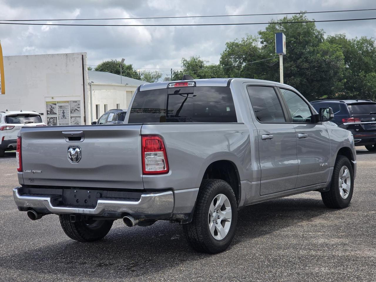 2022 Ram 1500 Lone Star 4x2 Crew Cab 5'7 Box