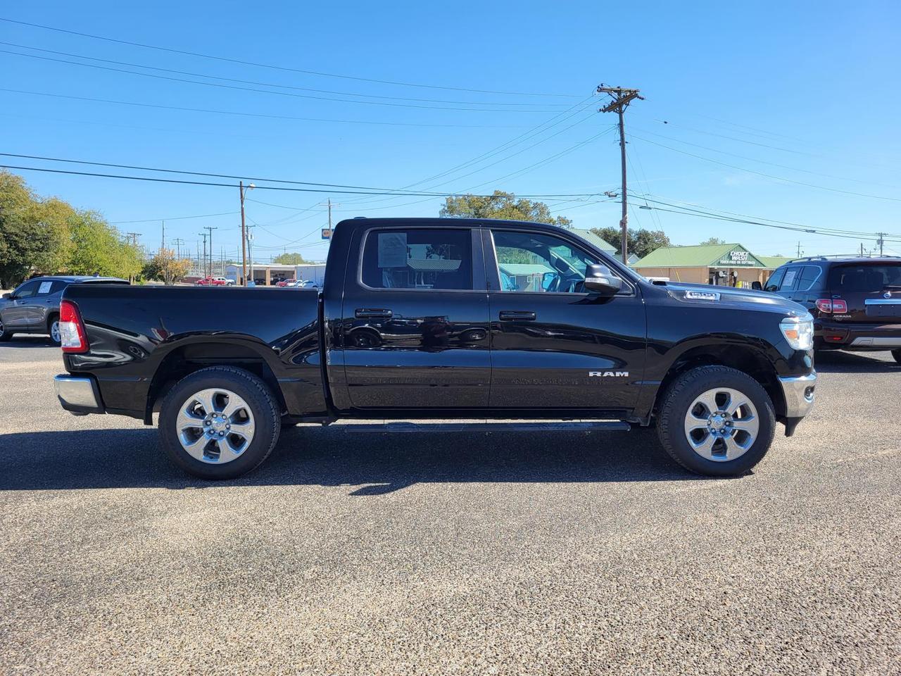 2022 Ram 1500 Lone Star 4x4 Crew Cab 5&apos;7 Box